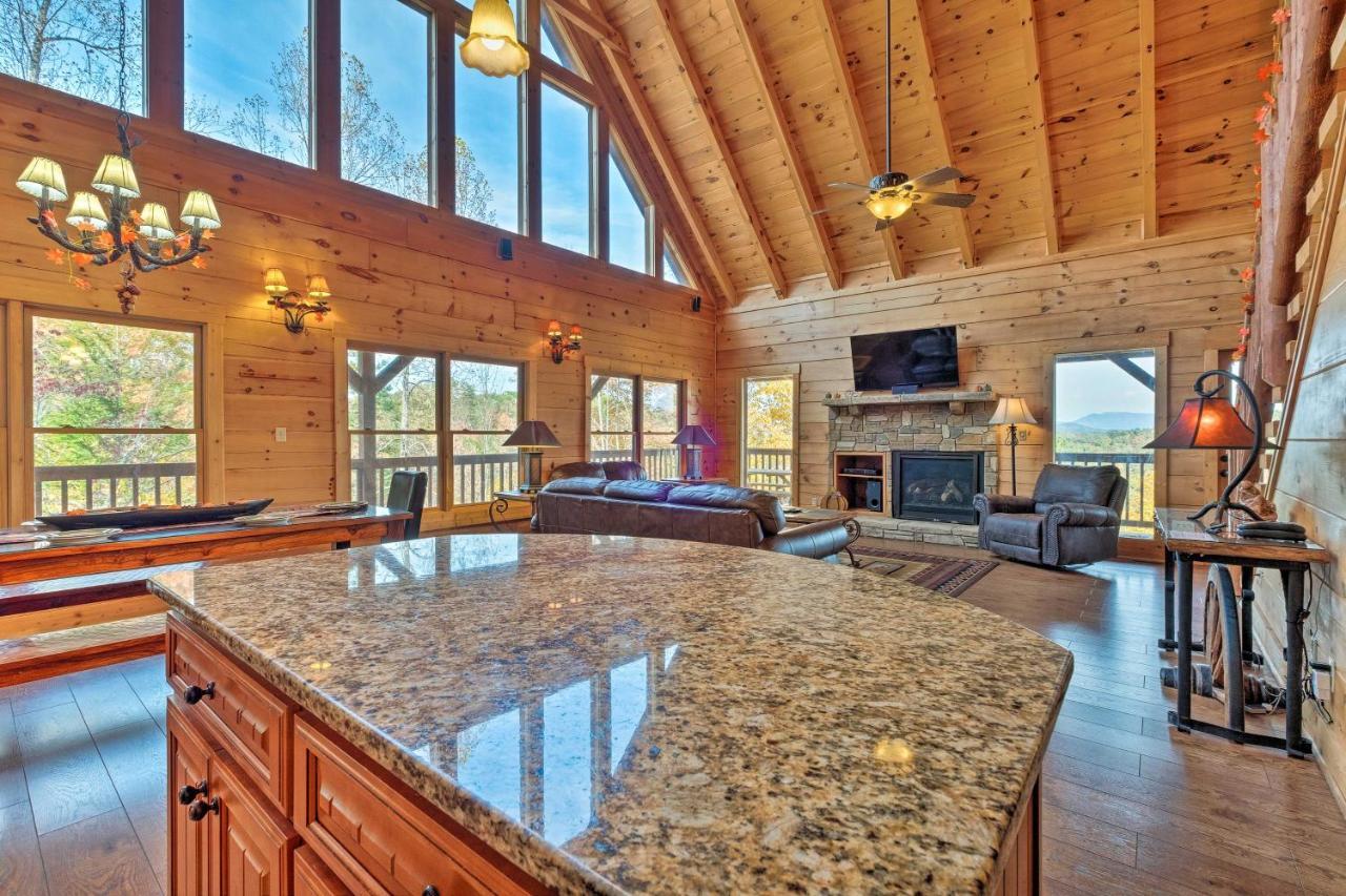 Pigeon Forge Cabin With Brand New Hot Tub And Views! Villa Sevierville Esterno foto