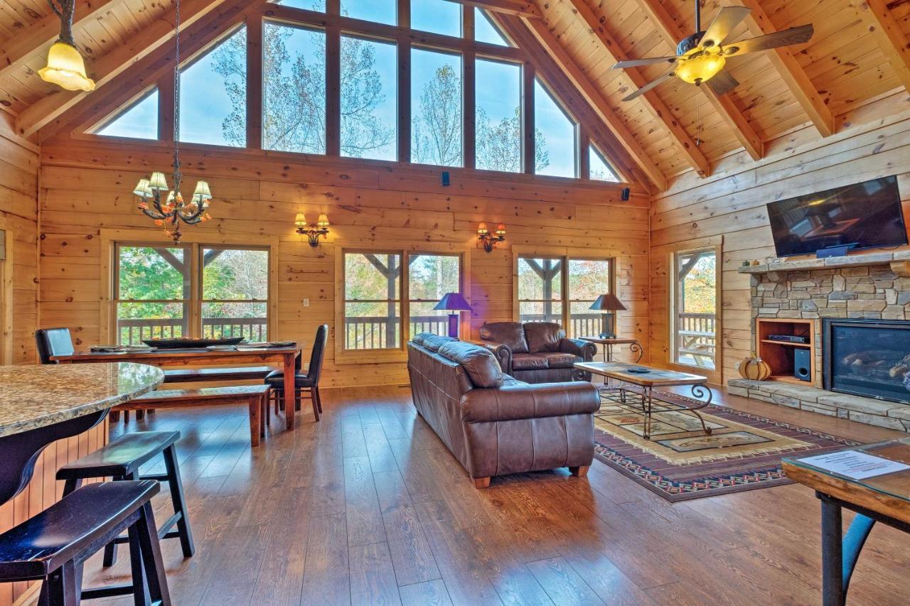 Pigeon Forge Cabin With Brand New Hot Tub And Views! Villa Sevierville Esterno foto