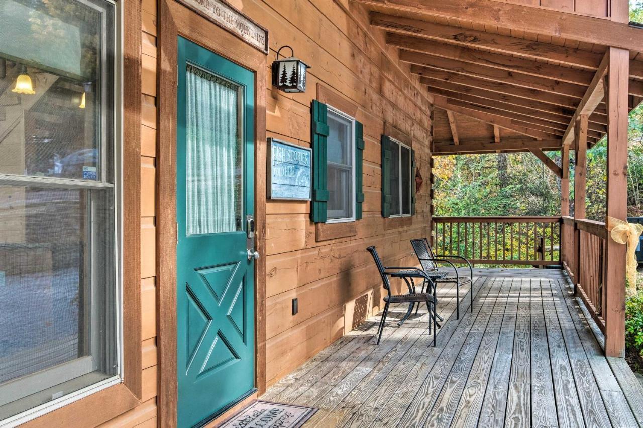 Pigeon Forge Cabin With Brand New Hot Tub And Views! Villa Sevierville Esterno foto